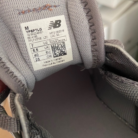 New balance fresh foam men’s gray running shoes 7 - Picture 6 of 6